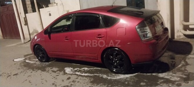 Toyota Prius-2
