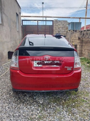 Toyota Prius-3
