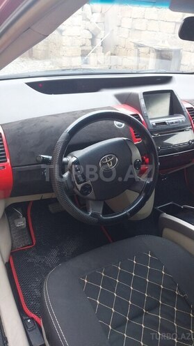 Toyota Prius-6