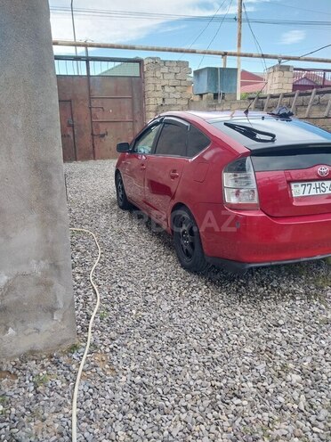 Toyota Prius-5