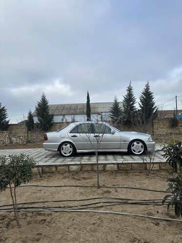 Mercedes C 240 2000, 349,000 km - 2.4 l - Bakı