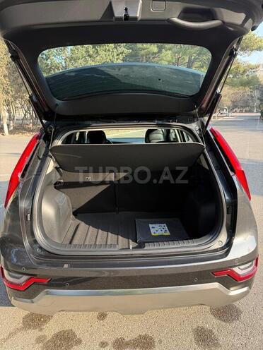 Kia Niro 2025, 4,700 km - 1.6 л - Sumqayıt