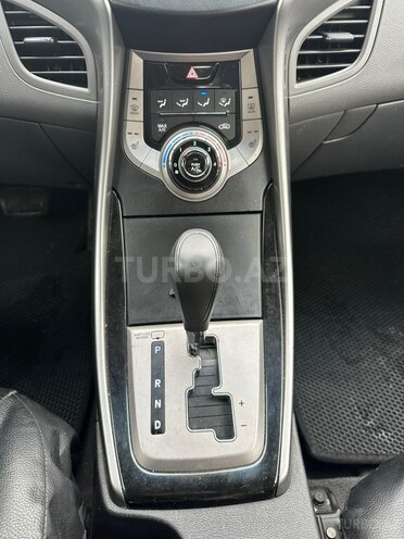 Hyundai Elantra 2013, 112,000 km - 1.8 l - Bakı