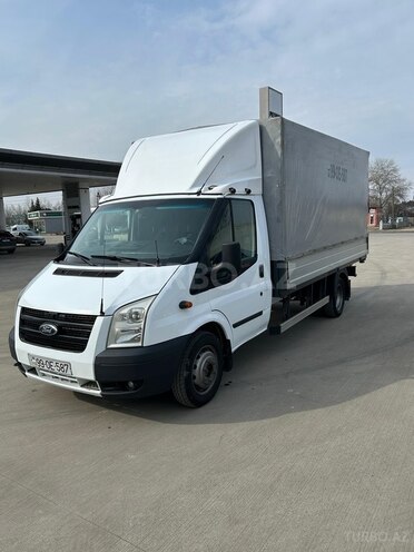 Ford Transit-2