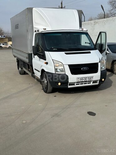 Ford Transit-3