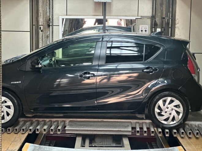 Toyota Aqua 2015, 216,000 km - 1.5 l - Bakı