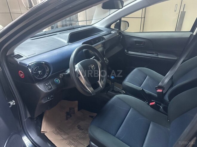 Toyota Aqua 2015, 216,000 km - 1.5 l - Bakı