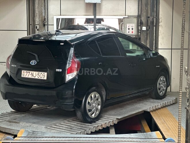 Toyota Aqua 2015, 216,000 km - 1.5 l - Bakı