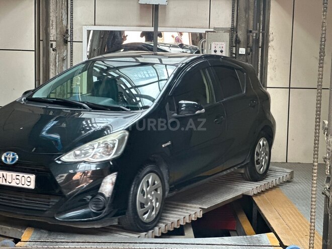 Toyota Aqua 2015, 216,000 km - 1.5 l - Bakı