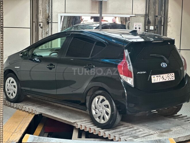 Toyota Aqua 2015, 216,000 km - 1.5 l - Bakı