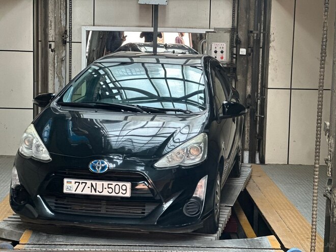 Toyota Aqua 2015, 216,000 km - 1.5 l - Bakı