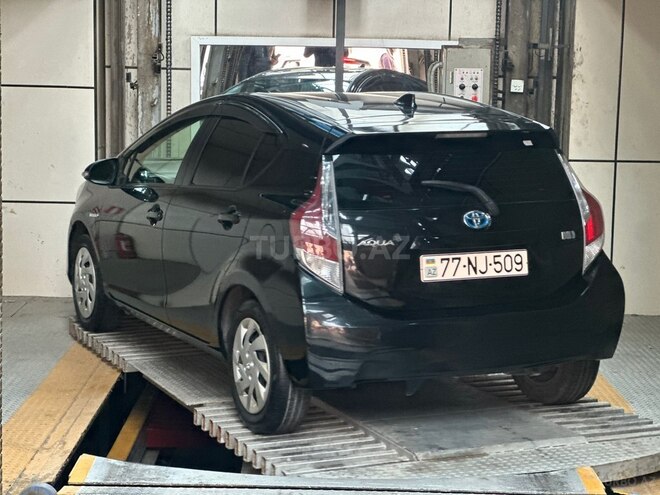 Toyota Aqua 2015, 216,000 km - 1.5 l - Bakı