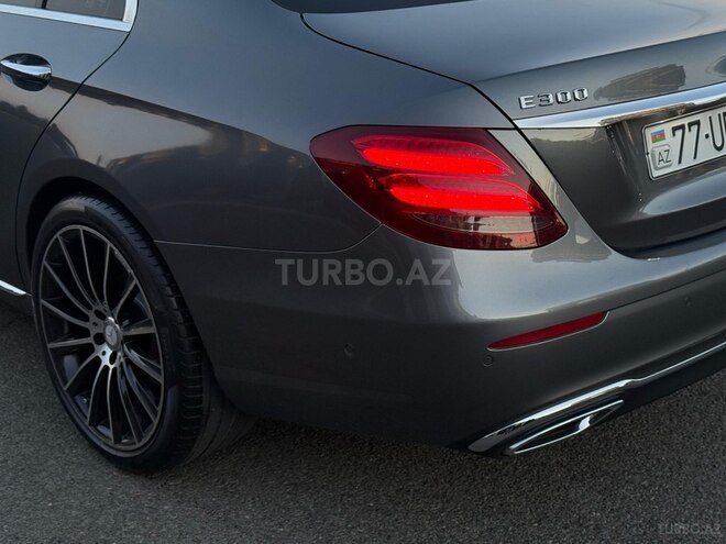 Mercedes E 220 d 2017, 207,605 km - 2.0 l - Bakı