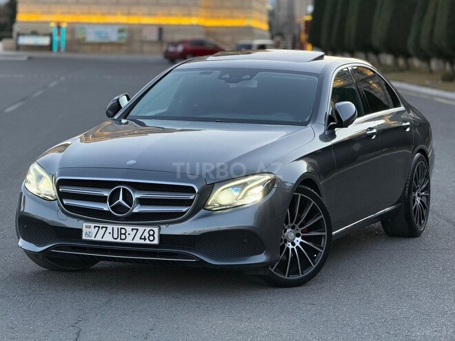 Mercedes E 220 d 2017, 207,605 km - 2.0 l - Bakı