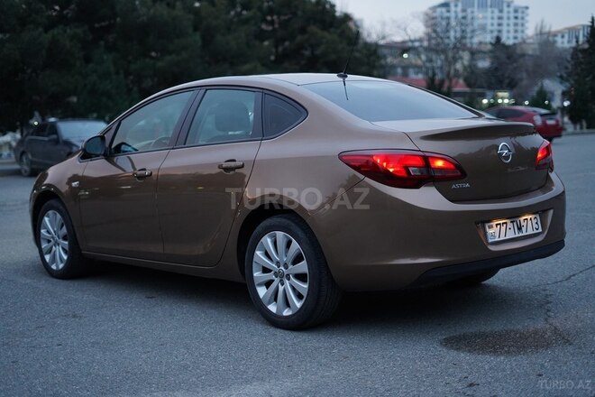 Opel Astra 2016, 111,000 km - 1.6 l - Bakı