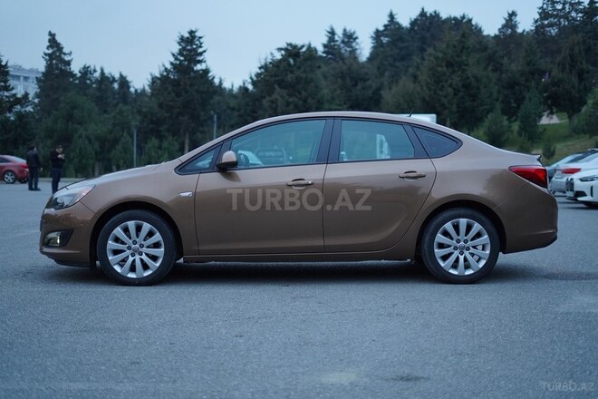 Opel Astra 2016, 111,000 km - 1.6 l - Bakı