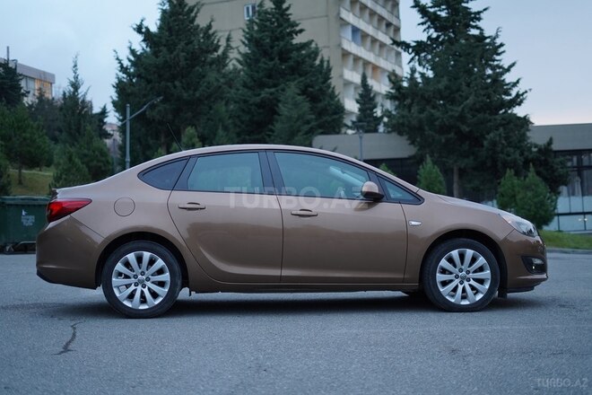 Opel Astra 2016, 111,000 km - 1.6 l - Bakı