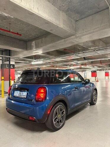 Mini Cooper SE-2