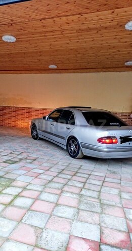 Mercedes E 230 1997, 366,859 km - 2.3 l - Masallı