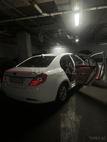 Geely Emgrand EC7-8