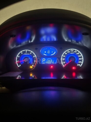 Geely Emgrand EC7-11