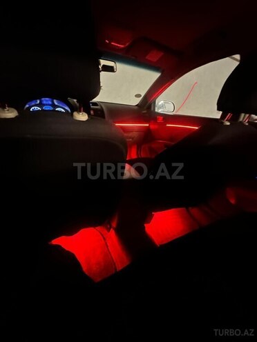 Geely Emgrand EC7-12