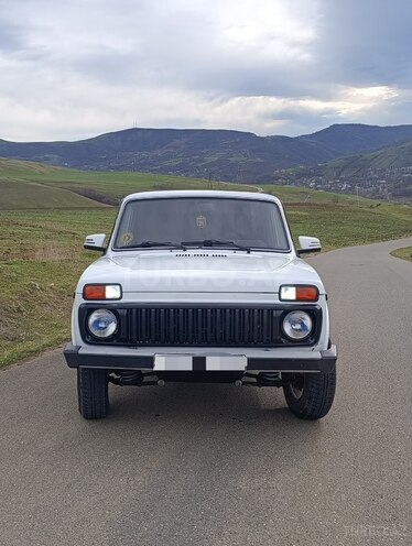 LADA (VAZ) Niva 2007, 140,000 km - 1.7 l - Yardımlı