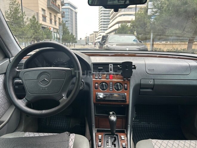 Mercedes C 220 1995, 450,000 km - 2.2 l - Bakı