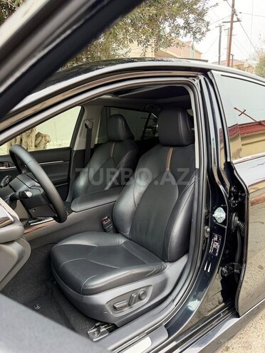 Toyota Camry 2019, 197,000 km - 2.5 l - Bakı