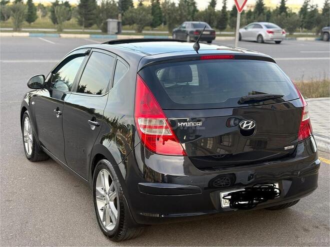 Hyundai i30 2009, 235,000 km - 2.0 l - Sumqayıt