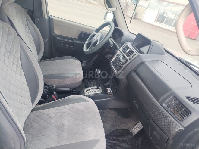 Mitsubishi Pajero io 2002, 240,733 km - 2.0 л - Gəncə