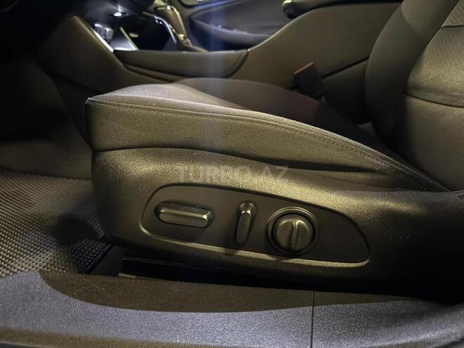 Chevrolet Malibu 2017, 71,800 km - 1.5 l - Gəncə