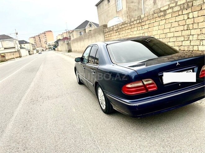 Mercedes E 280 1999, 388,475 km - 2.8 l - Bakı
