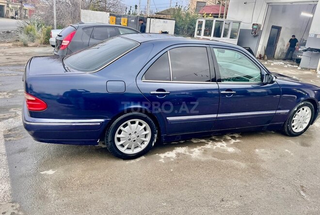 Mercedes E 280 1999, 388,475 km - 2.8 l - Bakı