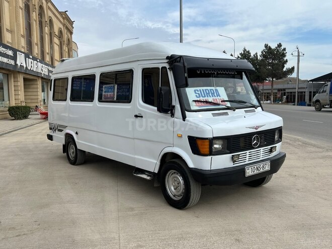 Mercedes 410 D-9