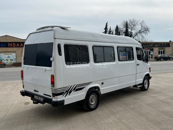 Mercedes 410 D-4