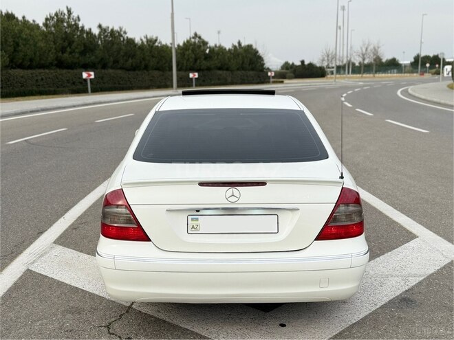 Mercedes E 320 2002, 241,000 km - 3.2 l - Bakı