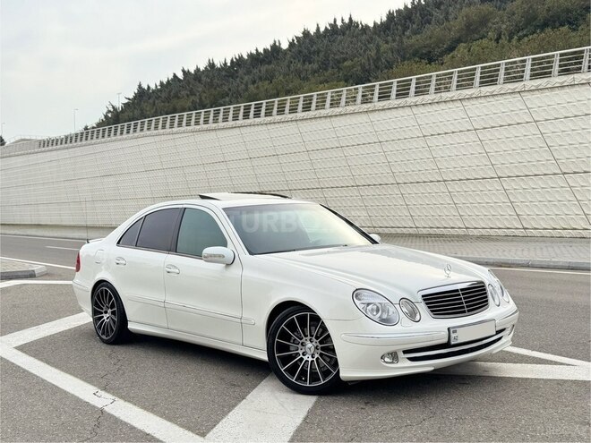 Mercedes E 320 2002, 241,000 km - 3.2 l - Bakı