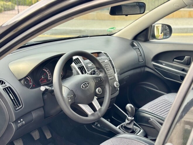 Kia Ceed 2009, 225,000 km - 1.4 л - Bakı