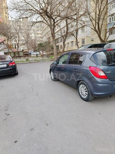 Opel Corsa 2010, 230,000 km - 1.3 л - Bakı