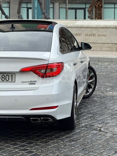 Hyundai Sonata-9