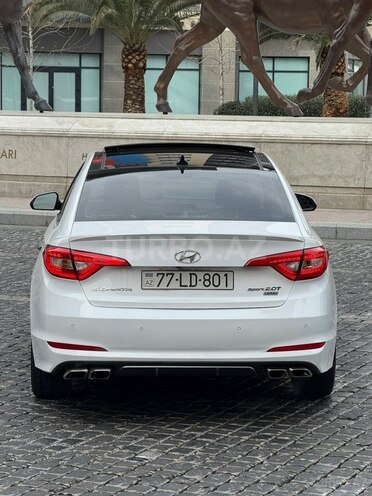 Hyundai Sonata-8
