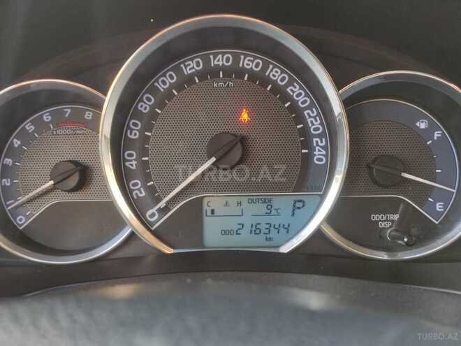 Toyota Corolla 2014, 216,344 km - 1.6 l - Bakı