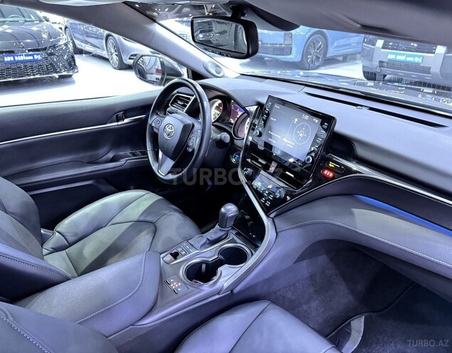 Toyota Camry-10