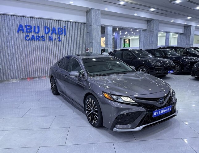 Toyota Camry-3
