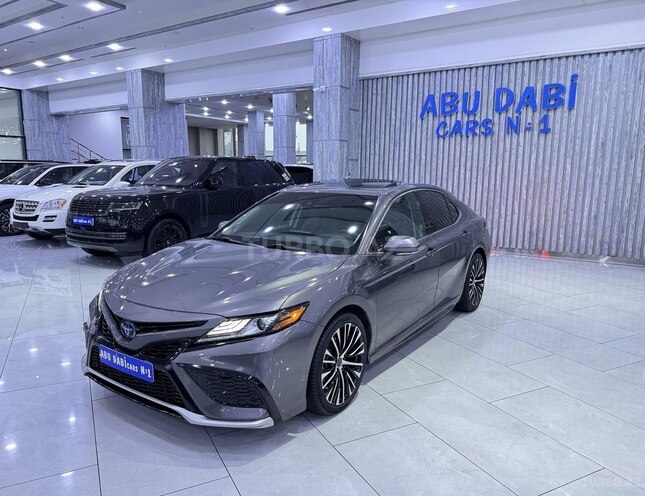 Toyota Camry-1