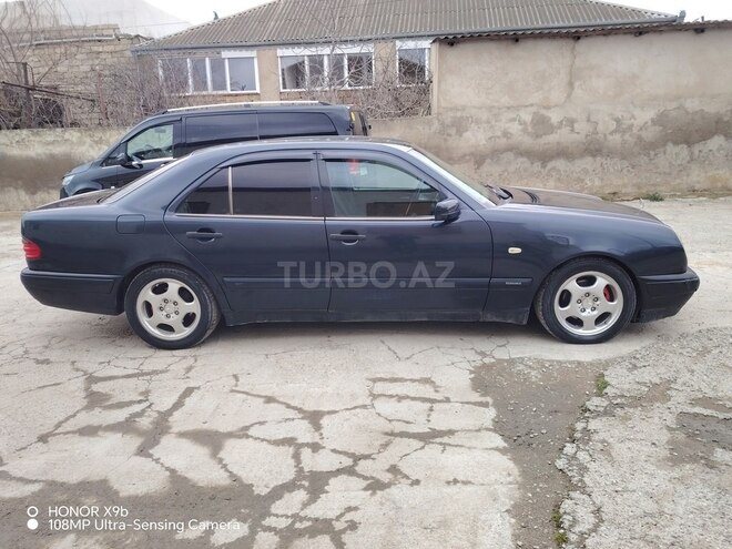 Mercedes E 200 1998, 325,000 km - 2.0 l - Bakı