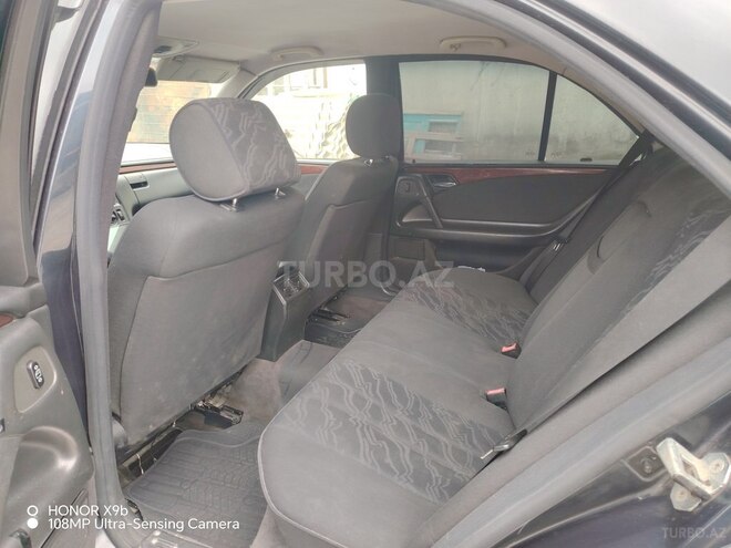 Mercedes E 200 1998, 325,000 km - 2.0 l - Bakı