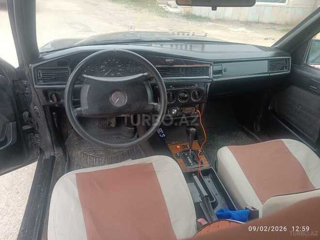 Mercedes 190 1990, 260,000 km - 2.5 л - Bakı