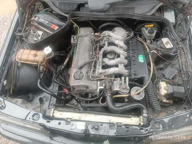 Mercedes 190 1990, 260,000 km - 2.5 л - Bakı